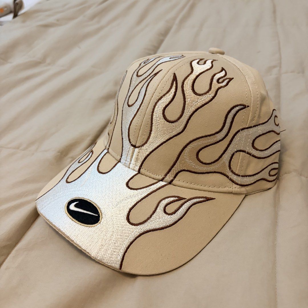 Nike Club Structured OG Flame Cap - Tan/Khaki (Category: Caps & Hats) located in San Jose. Submitted by porkjowls (Listing ID 1465929406, Image 3). Description: Brand new Authenticity not guaranteed No issue.