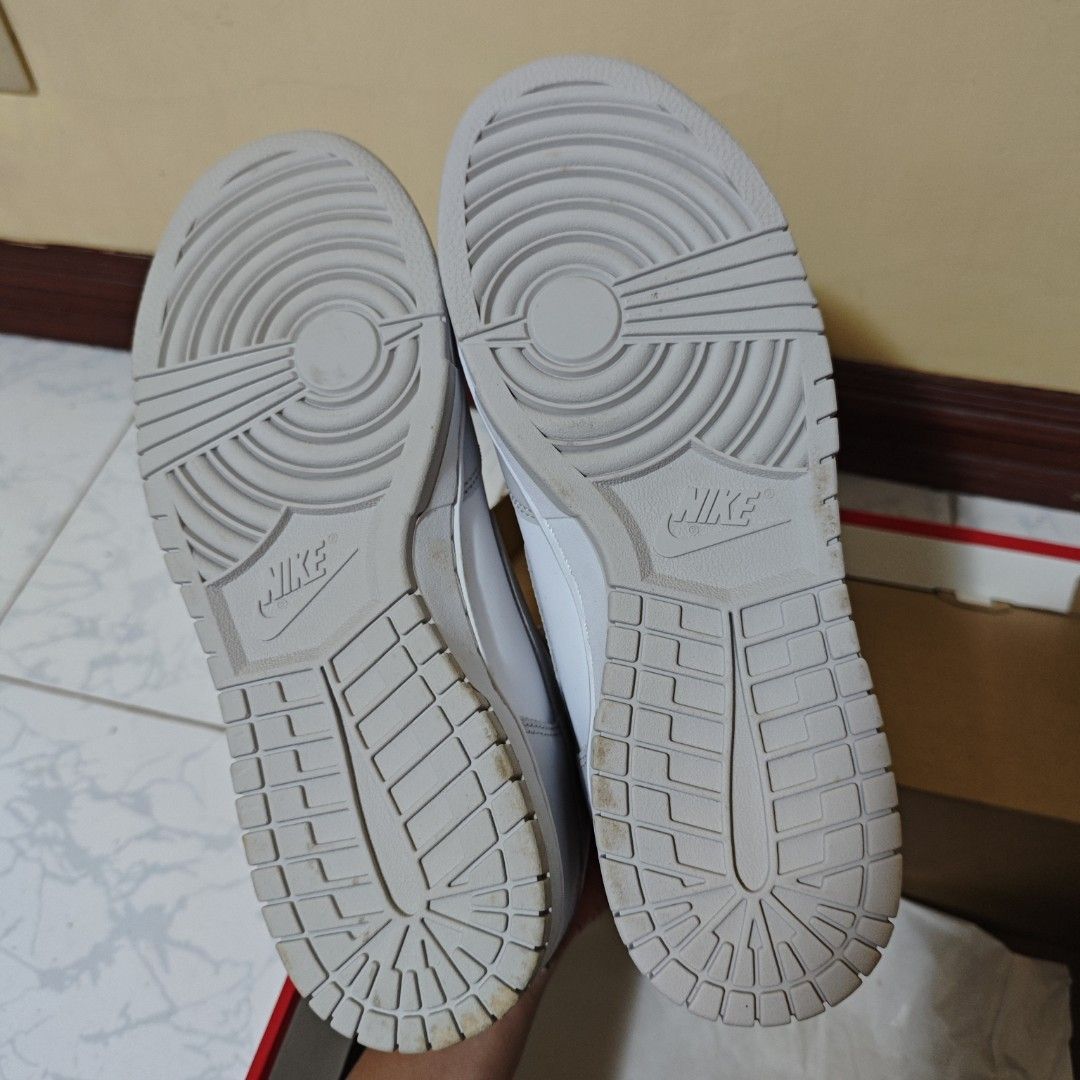 Nike Dunk High Vast Grey (Category: Sneakers) located in Iloilo. Submitted by teezeewhyyy (Listing ID 1465931582, Image 2). Description: Brand new Legit and authentic.