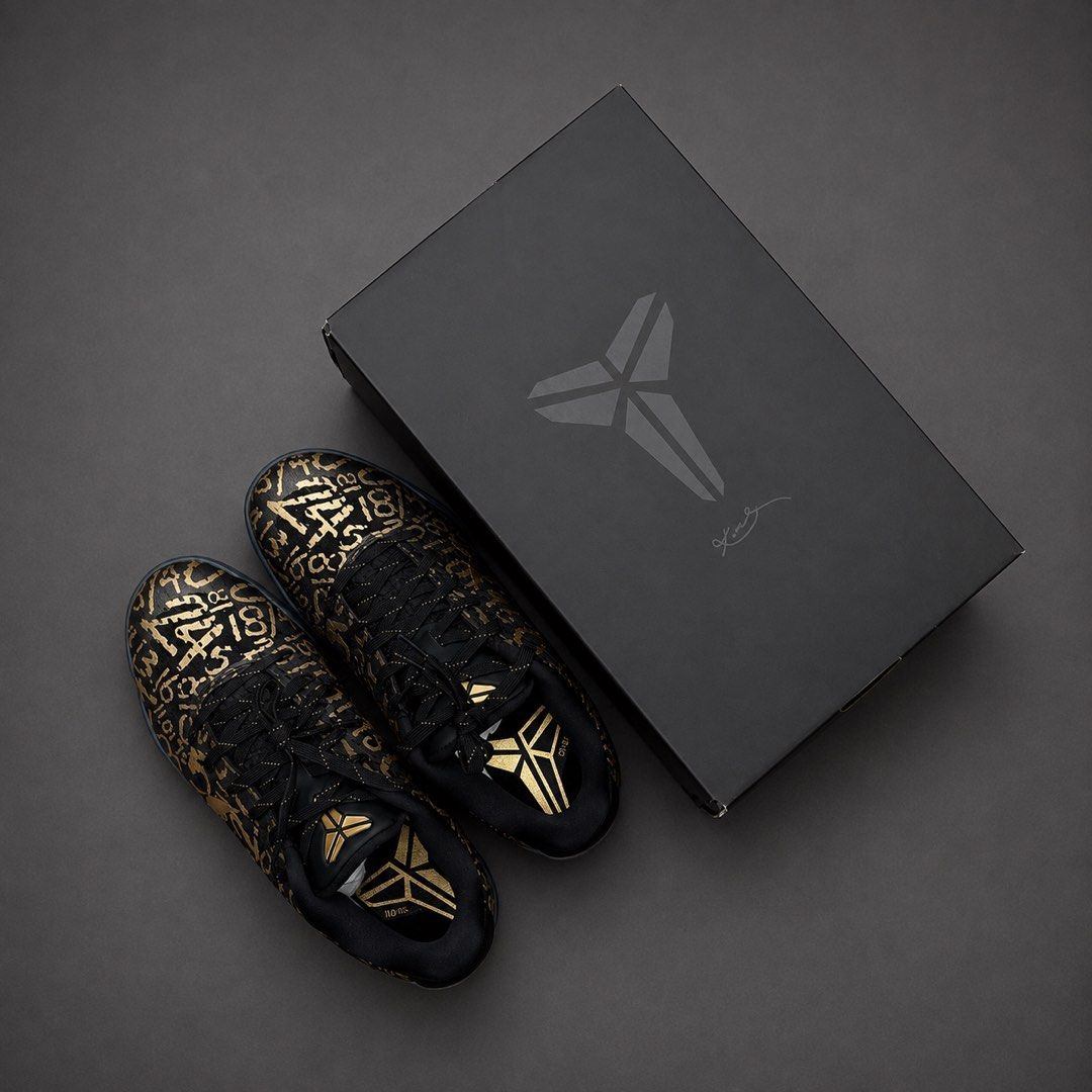 NIKE KOBE 11 "MAMBA DAY" (Category: Sneakers & Footwear) located in Taguig. Submitted by clarrk95 (Listing ID 1465870552, Image 2). Description: Nike Kobe 11 EM Protro "Mamba Day" Sizes: 9.5US Men 📍10,895 PESOS ONLY‼️ 📍10,895 PESOS ONLY‼️ SRP ONLY (with Reciept) ✅ Complete w/ Box ✅ Legit / Original ✅ Refund if FAKE ✅ Add shipping ✅ IGNORING LP Inquiry Shipping: Lalamove | LBC | J&T Meetup: Taguig📍 DM for fast transaction.📮.