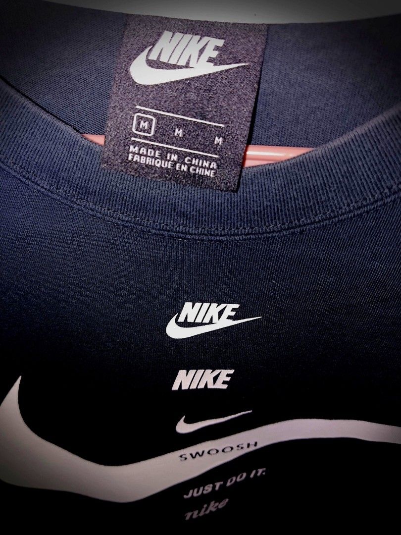 Nike Mid Multi Swoosh Boxy Shirt (rare) (Category: Tshirts & Polo Shirts ) located in Manila. Submitted by liliaplay (Listing ID 1463134510, Image 2). Description: Authentic!! Pre-loved Imported crewneck semi lightweight Big swoosh Solid Prints Unisex fit to 5'8 and 75 kg for boys size: 24 x 26 (Navy Blue) No Issue! Complete Tags Lowered to its negotiable price! Payment 1st Shipped.