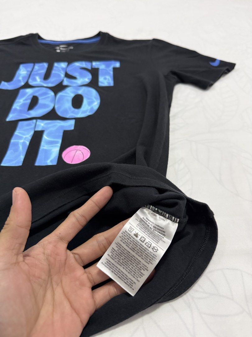 Nike Pool JDI T-Shirt (Category: Tshirts & Polo Shirts ) located in Taguig. Submitted by thesocialthrift (Listing ID 1465789701, Image 3). Description: For sale Nike Pool JDI T-Shirt ‎Medium on tag ‎20x27 No issue Excellent condition .