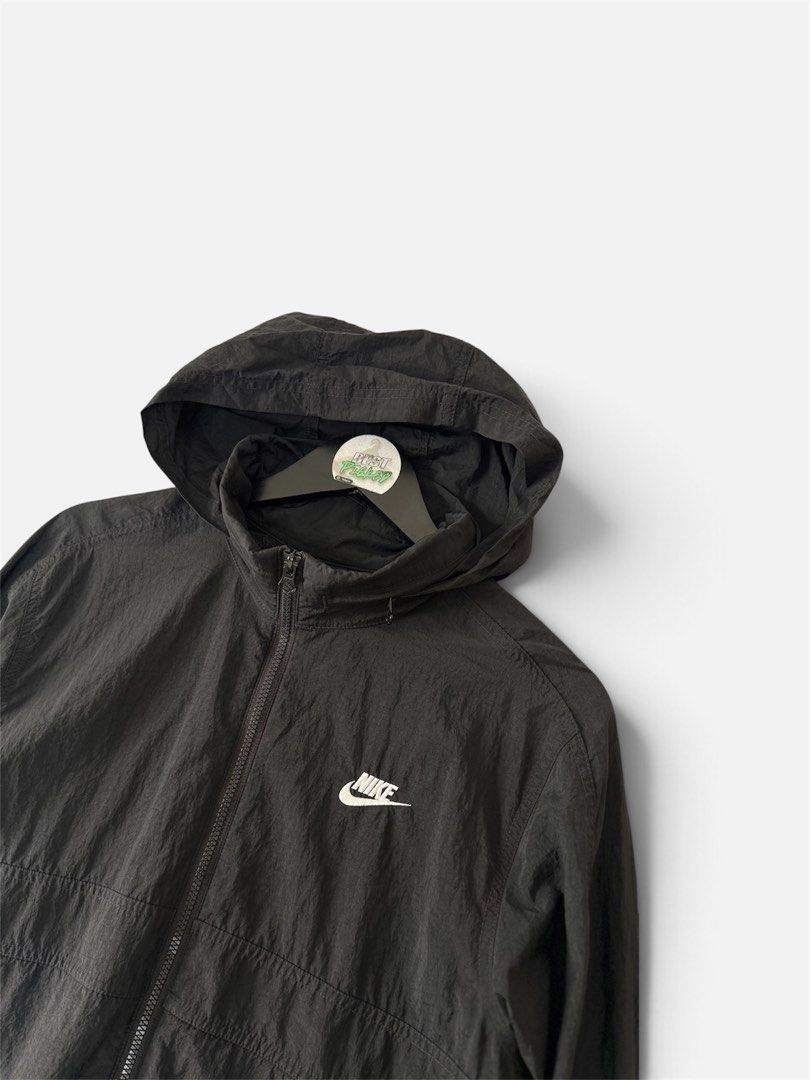 Nike running windbreaker packable hood (Category: Coats, Jackets and Outerwear) located in Cebu City. Submitted by bestpicked (Listing ID 1465826823, Image 2). Description: Authentic/Legit Excellent condition Size Large on tag Dimension 21x26 No issue Location-Guadalupe,Cebu City.