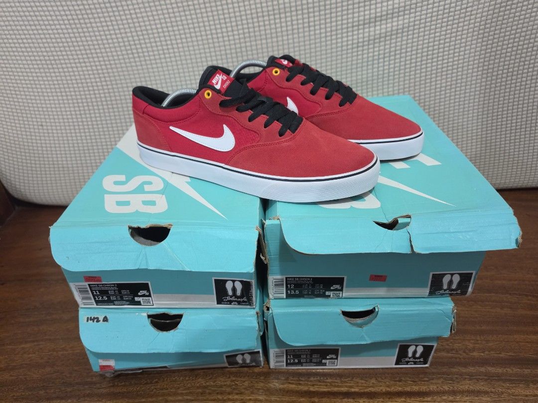 Nike SB Chron 2 (Category: Sneakers) located in Marikina City. Submitted by seb.seb (Listing ID 1465884535, Image 1). Description: Nike SB Chron 2 Sizes (US): 10.5, 11, 11, 12 BNDS Damaged box Onting dust/dirt.