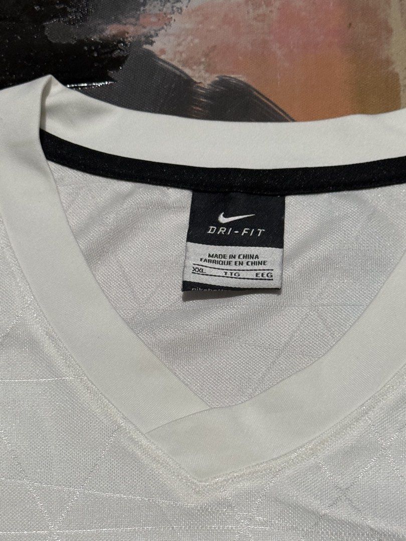 Nike T90 (Category: Activewear) located in Las Pinas. Submitted by thrftmnl. (Listing ID 1465924922, Image 3). Description: Nike T90 Size: XXL (fits L-XL) Dimes Width: 22.5 Length: 30 Issue: minimal yellow stain (removable) .