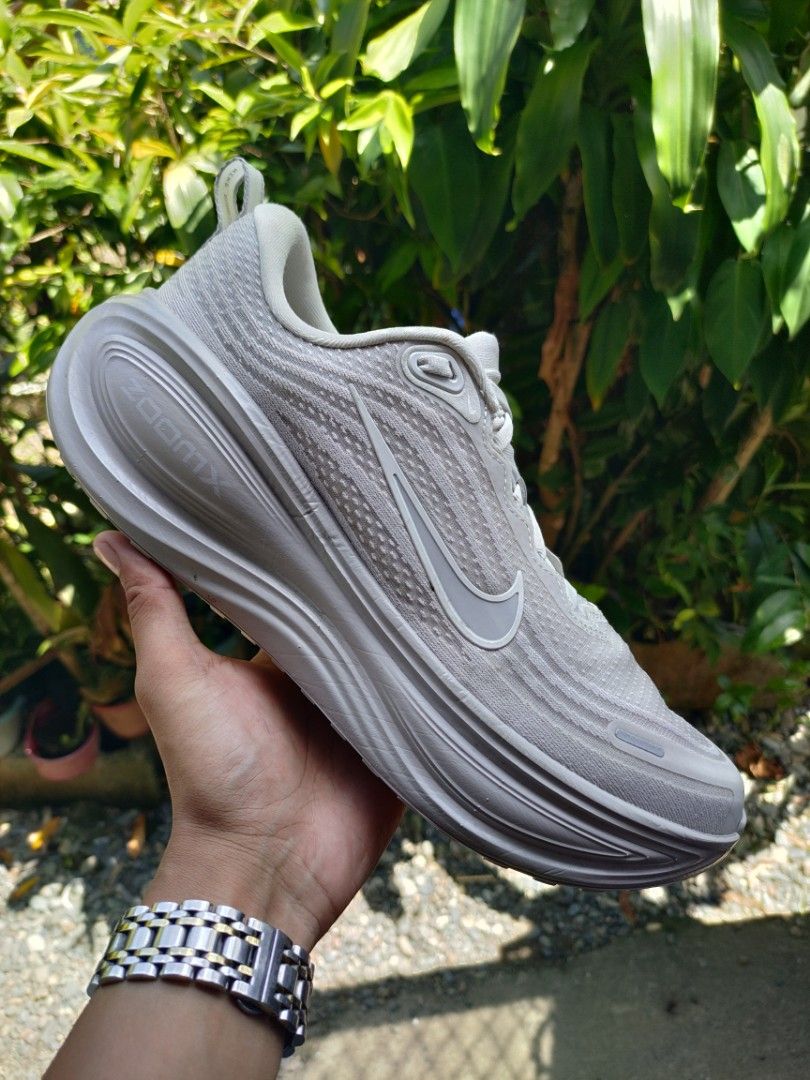 Nike Vomero Plus (Category: Sneakers) located in Malasiqui. Submitted by shoesyourbrand (Listing ID 1465796406, Image 1). Description: FOR SALE USED RUNNING SHOES‼️ 𝗡𝗶𝗸𝗲-𝗔𝗶𝗿 𝗭𝗼𝗼𝗺 𝗩𝗼𝗺𝗲𝗿𝗼 𝗣𝗹𝘂𝘀 '𝗟𝗶𝗴𝗵𝘁 𝗕𝗼𝗻𝗲'(AUTHENTIC/ORIGINAL) SIZE: US 10.5 MENS | EUR 44.5 | 28.5CM EXCELLENT CONDITION | GOOD AS NEW PRICE: ₱𝟰,𝟰𝟵𝟵 FREE SHIPPING 🚛 PAYMENT FIRST BASIS MODE OF PAYMENT: GCASH, BANK TRANSFER COURIER SERVICE: J&T EXPRESS |