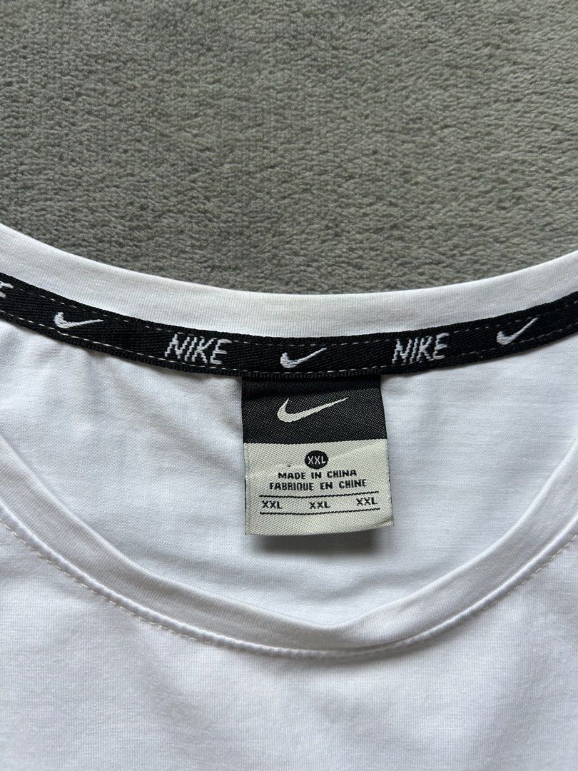 Nike X Peaceminusone Shirt (Category: Tshirts & Polo Shirts ) located in Manila. Submitted by wenttttt (Listing ID 1465945002, Image 3). Description: 20.5 x 26.5 No issue.