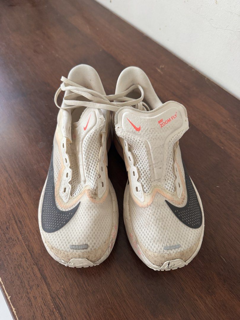 Nike Zoom Fly 6 (needs reglue) (Category: Sneakers) located in Antipolo. Submitted by chelsealuzanta (Listing ID 1465779104, Image 1). Description: Us 7.5.