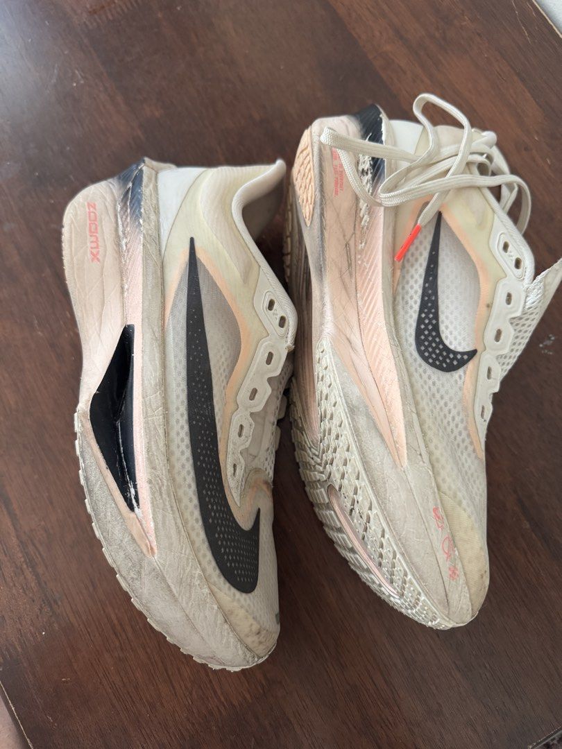 Nike Zoom Fly 6 (needs reglue) (Category: Sneakers) located in Antipolo. Submitted by chelsealuzanta (Listing ID 1465779104, Image 2). Description: Us 7.5.