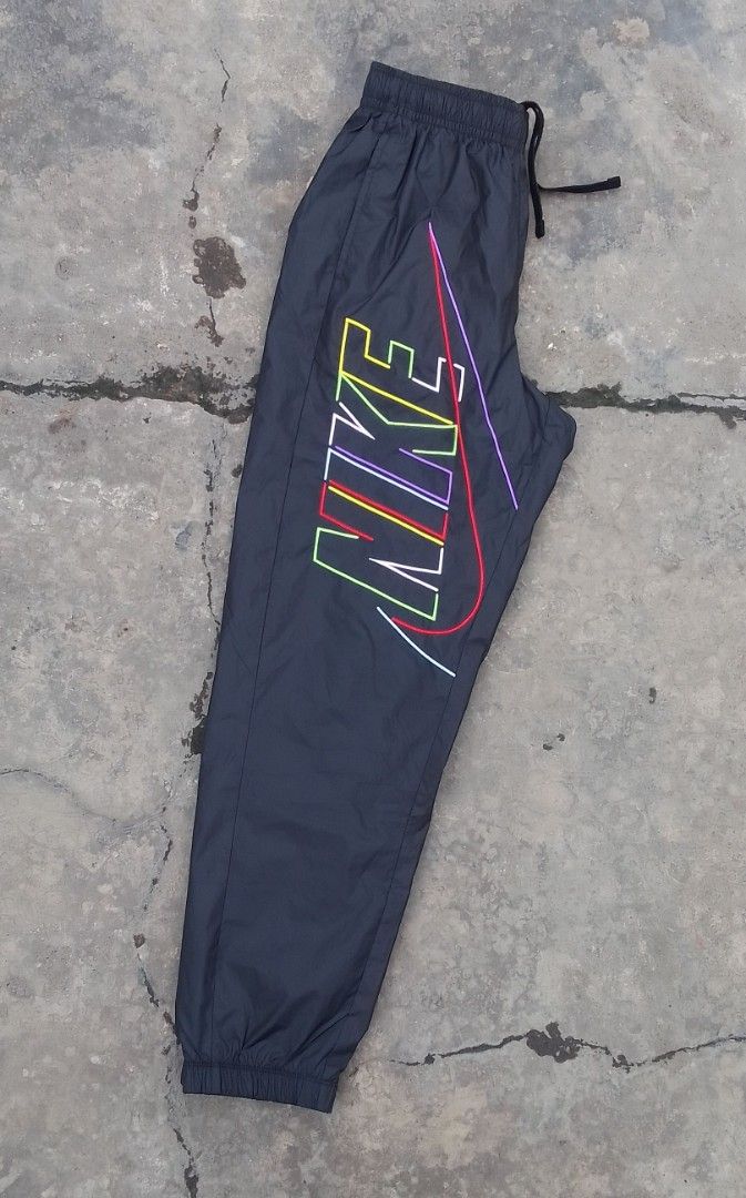 Nike-Rainbow Logo Pants 'Black'Men's🌈🥶 (Category: Joggers) located in Puerto Princesa. Submitted by ryanchristian25 (Listing ID 1465940803, Image 2). Description: Nike-Rainbow Logo Pants 'Black'Men's🌈🥶 📌 SIZE-SMALL ON TAG 📌 WAIST-28X32 📌 LENGTH-38 📌 LEG OPEN-11'5 📌 LEG HOLE-5'5 📌 COLORATE-10/10 📌 ASNEW CONDITION DM PURCHASE LOCATION PUERTO PRINCESA CITY PALAWAN.