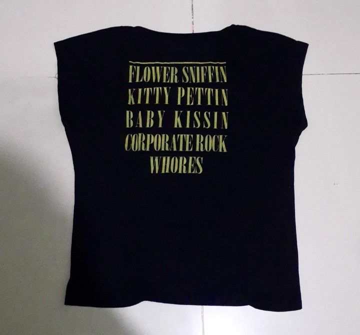 Nirvana Band Top for Women (Category: Others Tops) located in Koronadal. Submitted by scottie_spliffin (Listing ID 1465939676, Image 2). Description: Size: Small (17x22) Condition/Color Rate: 10/10 Price: 350 Add SF (Courier thru J&T).