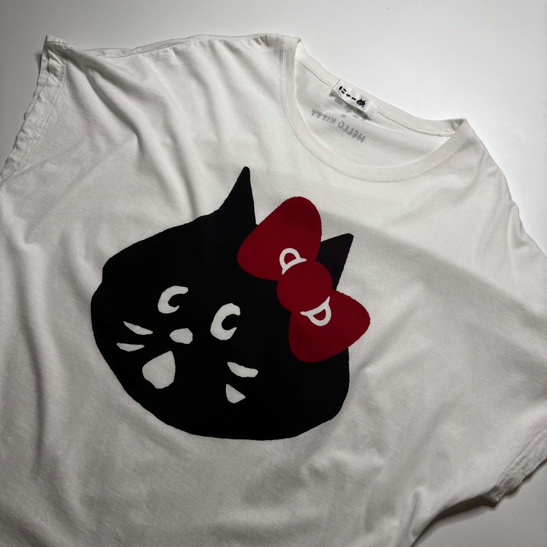 Né-net / にゃー × HELLO KITTY Collaboration Tee (Category: Shirts) located in San Pablo. Submitted by refitsph (Listing ID 1465816658, Image 2). Description: - Width: 26 - Length: 29 - Legit / Authentic - Flawless - Already Washed and Ready to Wear.
