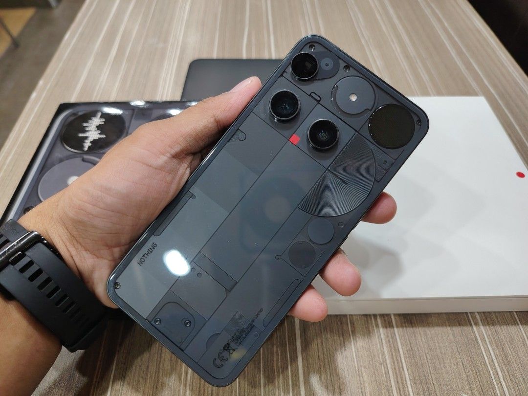 nothing phone 3 256gb (Category: Android) located in Quezon City. Submitted by ryn2x (Listing ID 1464821982, Image 2). Description: nothing phone 3 256gb openline both sim black/ntc approved Selling 26,999php swapping is higher slightly negotiable swap sa android or ios.tablet.ipad complete orig package sign of usage sa screen check pics not affecting the performance hindi kita pg my tempered glass all working properly Meetups: 📍 Rizal Area, Cub