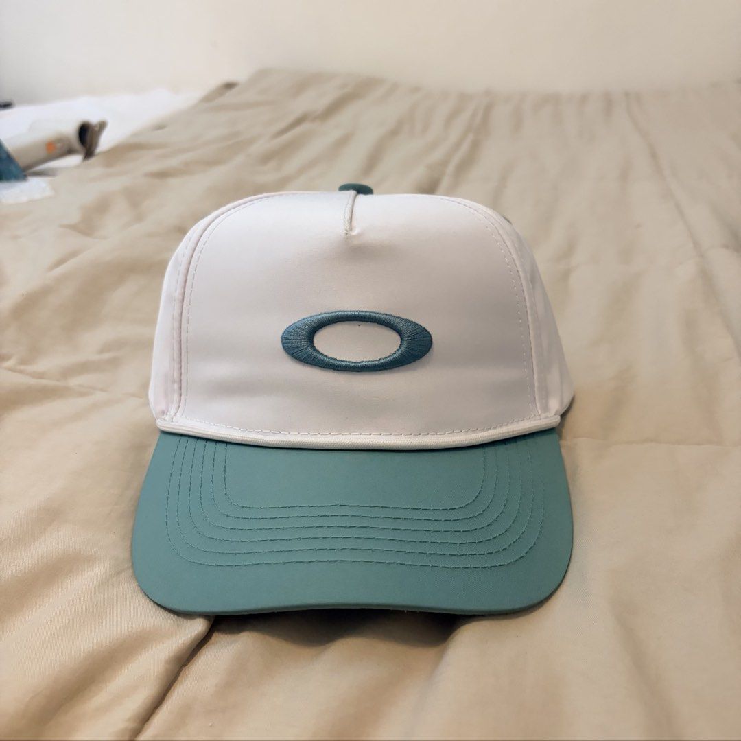 Oakley Ellipse Rope Cap (Category: Caps & Hats) located in San Jose. Submitted by porkjowls (Listing ID 1465930359, Image 2). Description: Brand new Authenticity not guaranteed No issue.