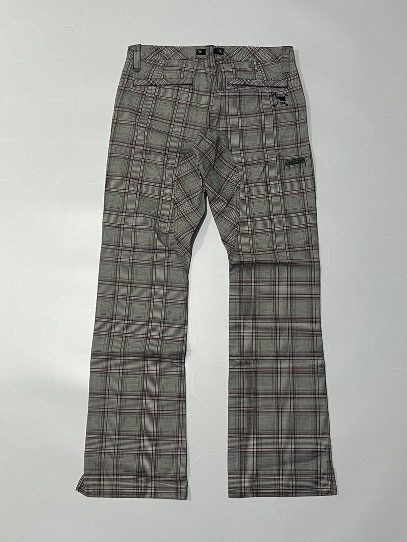 Oakley Plaid Thermal Pants (Category: Trousers) located in Caloocan City. Submitted by lostarchive_55 (Listing ID 1465916283, Image 2). Description: - Brand: Oakley - Condition: Brand new with original tags attached (includes Thermolite branding) - Size: 32 Waist - Design: Classic grey plaid check pattern with subtle red accents - Fit: Tailored flare cut at the bottom hems - Features: Button-closure back pockets, signature logo embroidery, and cl