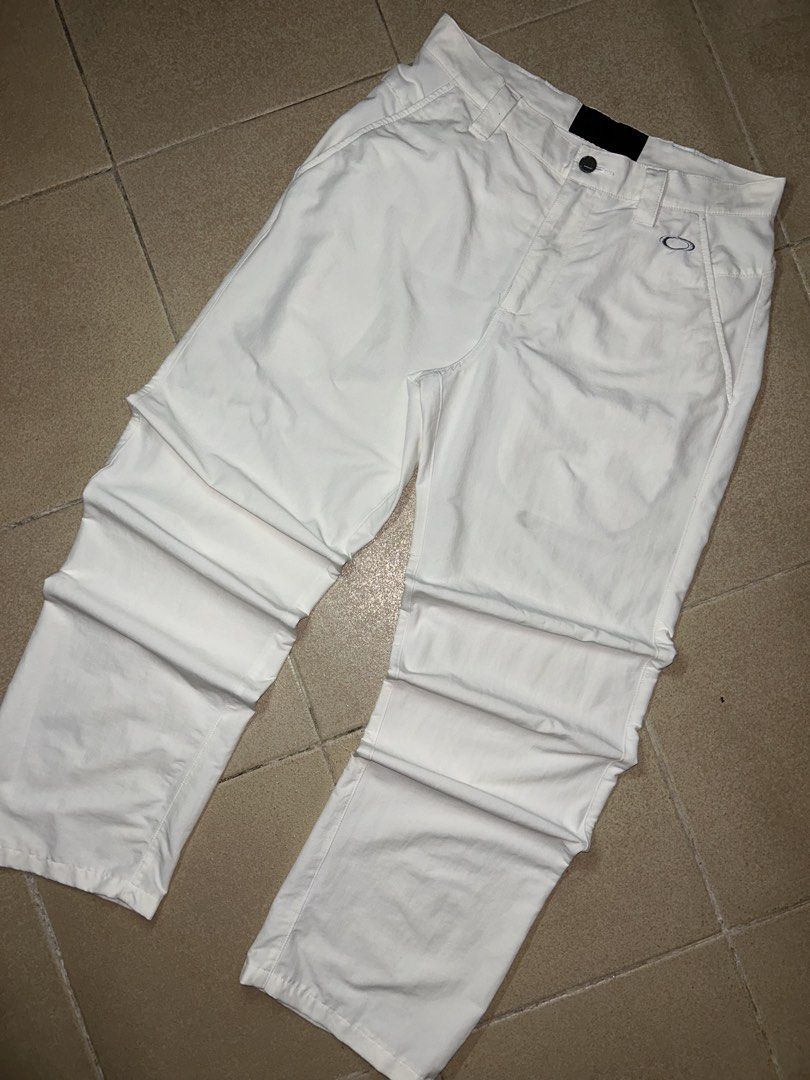 Oakley Take Pro Pant (Category: Trousers) located in Manila. Submitted by zerowasteco. (Listing ID 1465906726, Image 1). Description: -As new condition -White na white pa pogi neto sa personal -Dimes:Length 40 Waistline 32 -No issue -Still Negotible Dm for more info!.