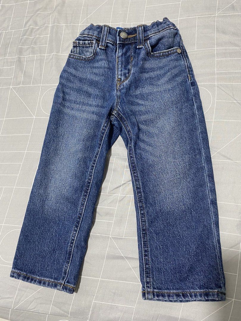 Old Navy Jeans (Category: Babies & Kids Fashion) located in Batangas. Submitted by decluttery0908 (Listing ID 1465881803, Image 1). Description: TO SAVE TIME and REPETITION, inquiries covered by this listing will go UNANSWERED. PLEASE READ THE CAPTION BEFORE ASKING. Make reading a habit. Size: 3T Fits til 4yo if petite and not too tall Personal preloved of my son. NOT UKAY. Rfs: outgrown Color may vary due to lighting Please manage your expectati