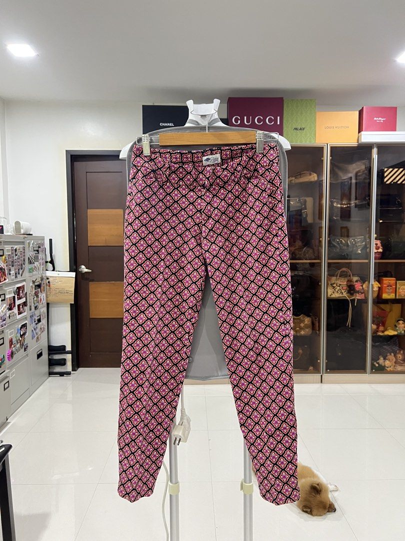 Old Navy Pixie Pink Geometric Pattern Pants (Category: Jeans) located in Manila. Submitted by imprincessg888 (Listing ID 1465858796, Image 1). Description: - Brand: Old Navy - Style: Pixie trousers with a skinny leg and cropped ankle length - Design: Vibrant pink and black geometric pattern - Fit: Mid-rise waist with comfortable stretch material - Versatility: Great for casual wear or office styling.
