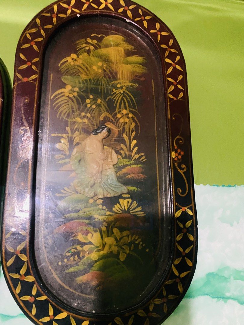 Old Wall Decor Glass Display 4pcs (Category: Wall Decor) located in Cavite. Submitted by cirjenep (Listing ID 1465945112, Image 1). Description: .