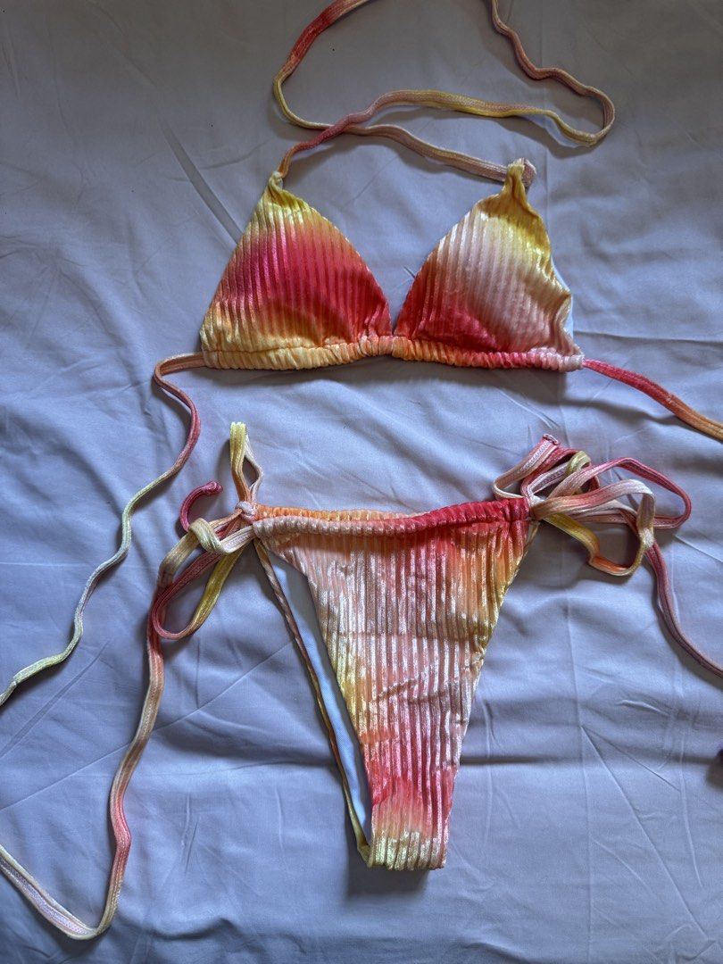 Ombre crinkle tie side bikini set (Category: Bikinis & Swimsuits) located in Dasmarinas. Submitted by pixiesell (Listing ID 1465785272, Image 1). Description: Two-piece bikini set with textured crinkled velvet. Size: Small - medium Used only once for a photo..