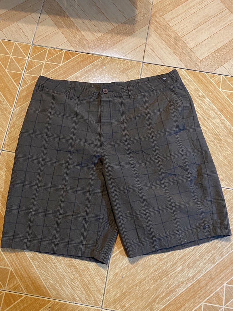 O’Neill Plaid Pants (Category: Shorts) located in Manila. Submitted by happy_stanleyttt (Listing ID 1465803105, Image 2). Description: Size - 38 (on tags) Authentic O’Neill Surfing pants Daily wear .