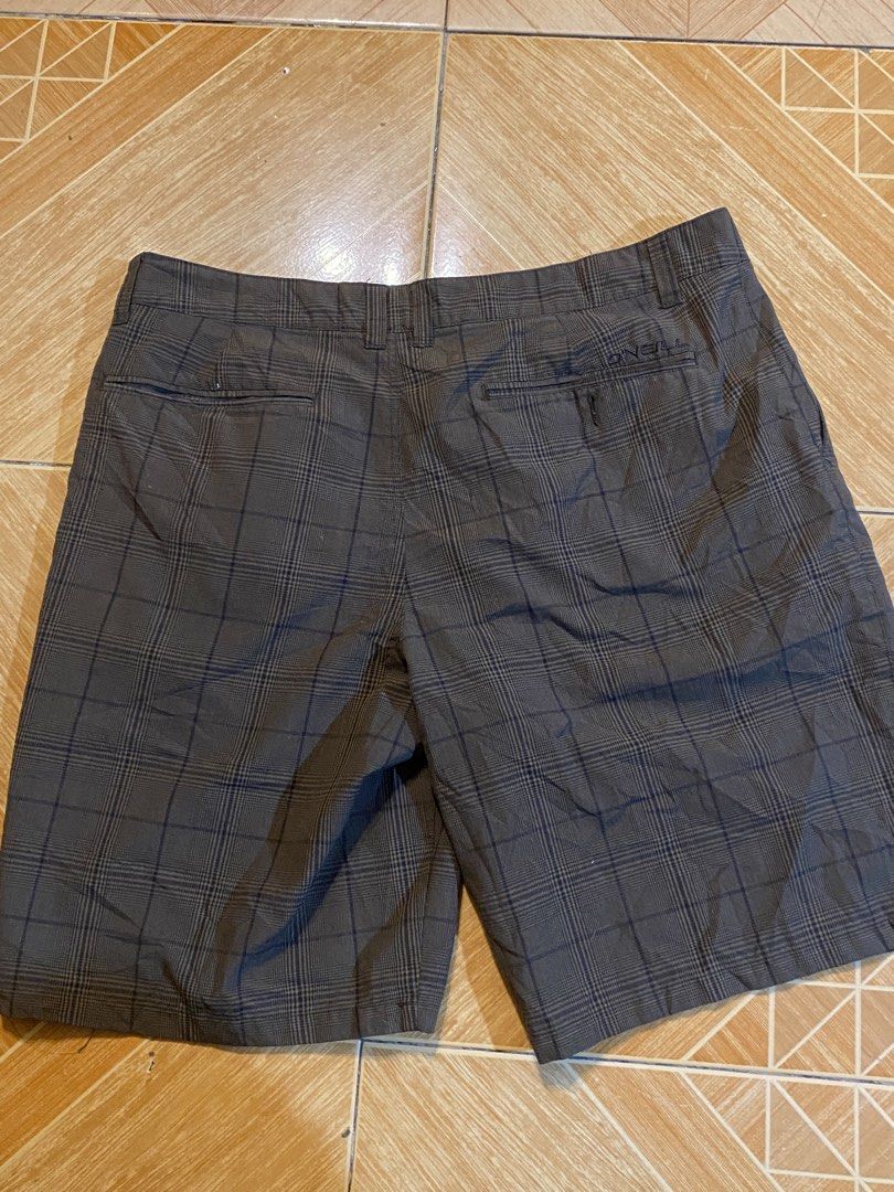 O’Neill Plaid Pants (Category: Shorts) located in Manila. Submitted by happy_stanleyttt (Listing ID 1465803105, Image 1). Description: Size - 38 (on tags) Authentic O’Neill Surfing pants Daily wear .
