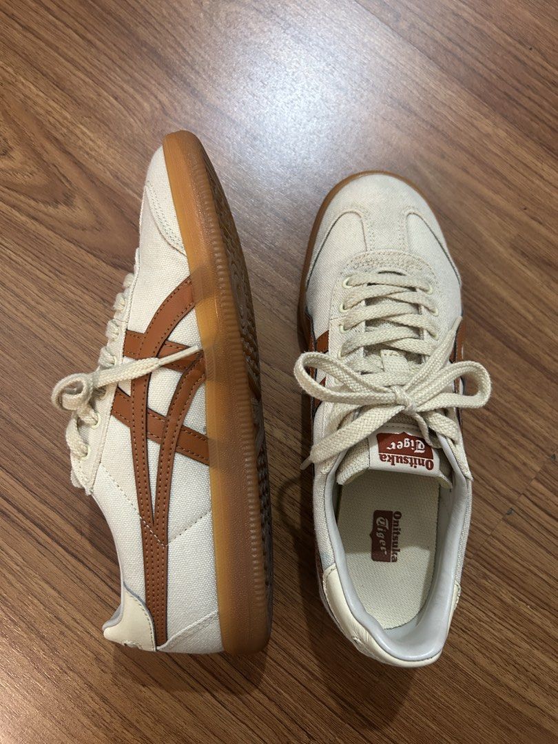 Onitsuka Tokuten “Caramel” (Category: Sneakers) located in Caloocan City. Submitted by denn_16 (Listing ID 1465890546, Image 2). Description: onitsuka size: UK 5/ EUR 39/ 24.5cm open for offers. rush. almost brand new..