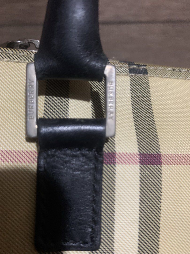 Original Burberry Speedy 30 Bag (Category: Shoulder Bags) located in Aliaga. Submitted by ukaybags2428 (Listing ID 1465762429, Image 3). Description: May rubs s corners May color transfer ikaw n magalis Wla nmn butas.