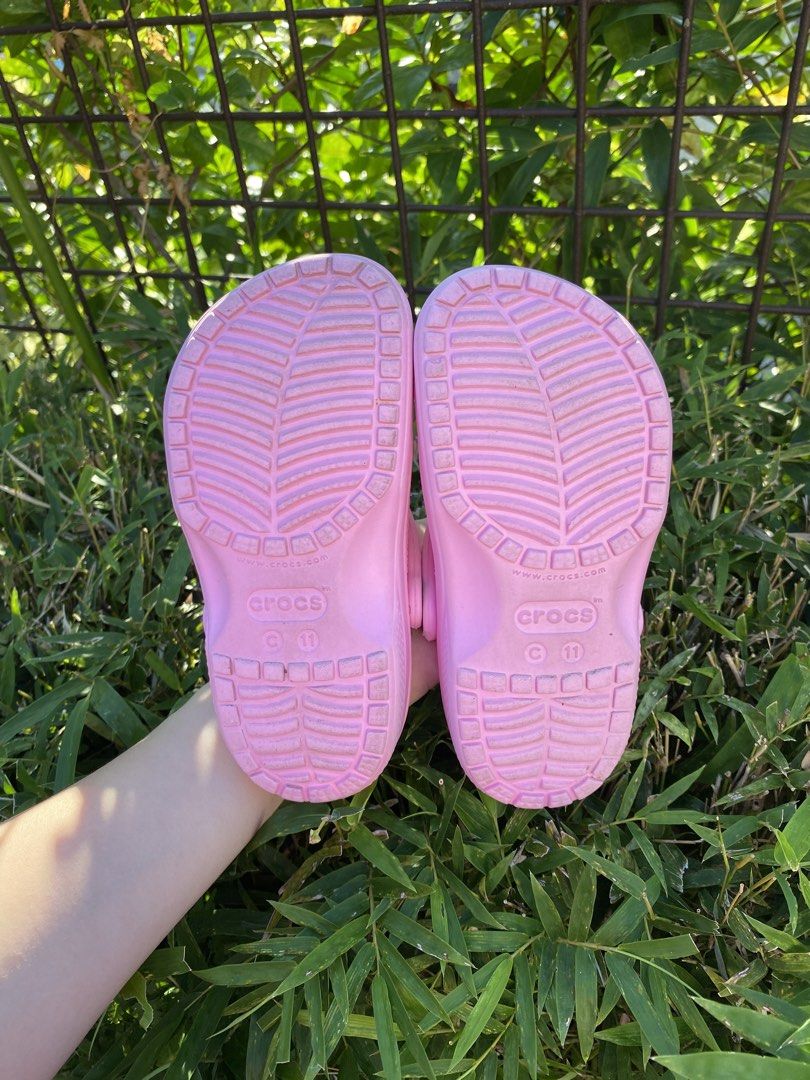 Original crocs C11 (Category: Babies & Kids Fashion) located in Dagupan City. Submitted by lejgumiran07 (Listing ID 1465845591, Image 2). Description: Personal preloved of my daughter.
