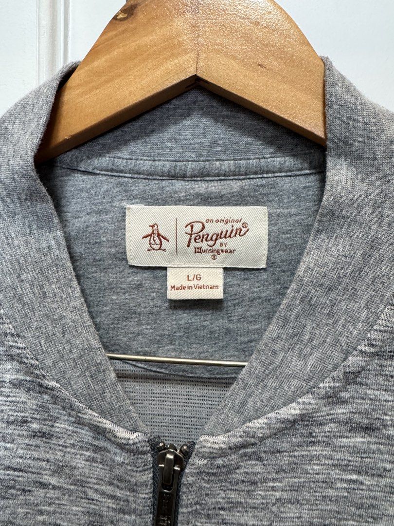 Original Penguin Full Zip Bomber Jacket Grey Size L (Category: Coats, Jackets and Outerwear) located in Paranaque City. Submitted by prp1986 (Listing ID 1465802735, Image 3). Description: Penguin lightweight cotton jacket *no issues *like new *size L Width 24 inches Length 28 inches *used twice only on the planes during overseas trips *washed and ready to use Decluttering .