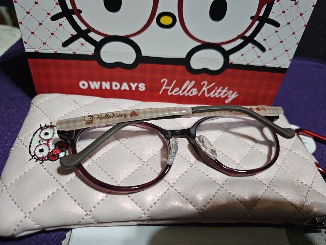 Owndays Limited edition x Hello Kitty Eyeglass (Category: Sunglasses & Eyewear) located in Manila. Submitted by onlinesmartshopping12 (Listing ID 1465780338, Image 2). Description: new not used with 500 peso voucher with eyeglass pouch case with paperbag with receipt ***only those mentioned are included rfs: not fitting my face limited edition no haggling last price posted.