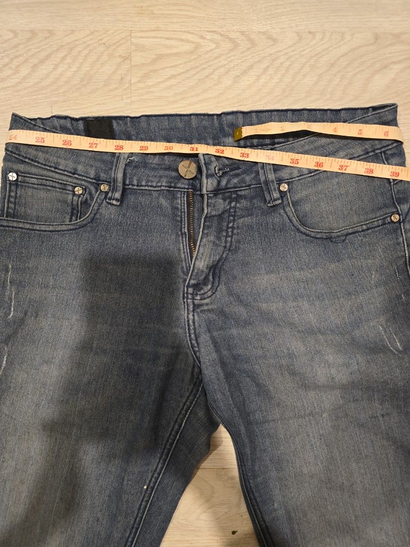Oxygen men pants bottoms (Category: Jeans) located in Mandaluyong City. Submitted by miecaella (Listing ID 1465932391, Image 2). Description: .