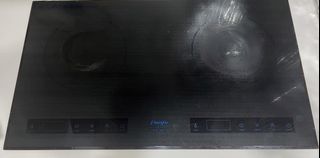 （分類：）位於 。 由 skyWong2 提交（商品編號 1465902834，圖片 1）。簡介： 。