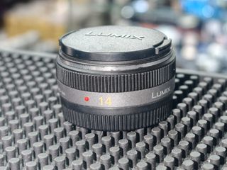 （分類：）位於 。 由 camsquare 提交（商品編號 1465929568，圖片 1）。簡介： 。