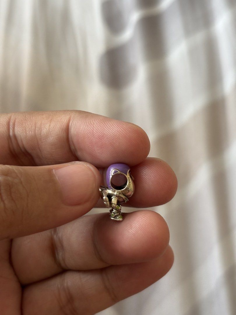 Pandora Buzz Light Year (Category: Charms) located in Quezon City. Submitted by dcaststuffandbeyond (Listing ID 1465813731, Image 2). Description: What you see is what you get. Original Pandora Charm.