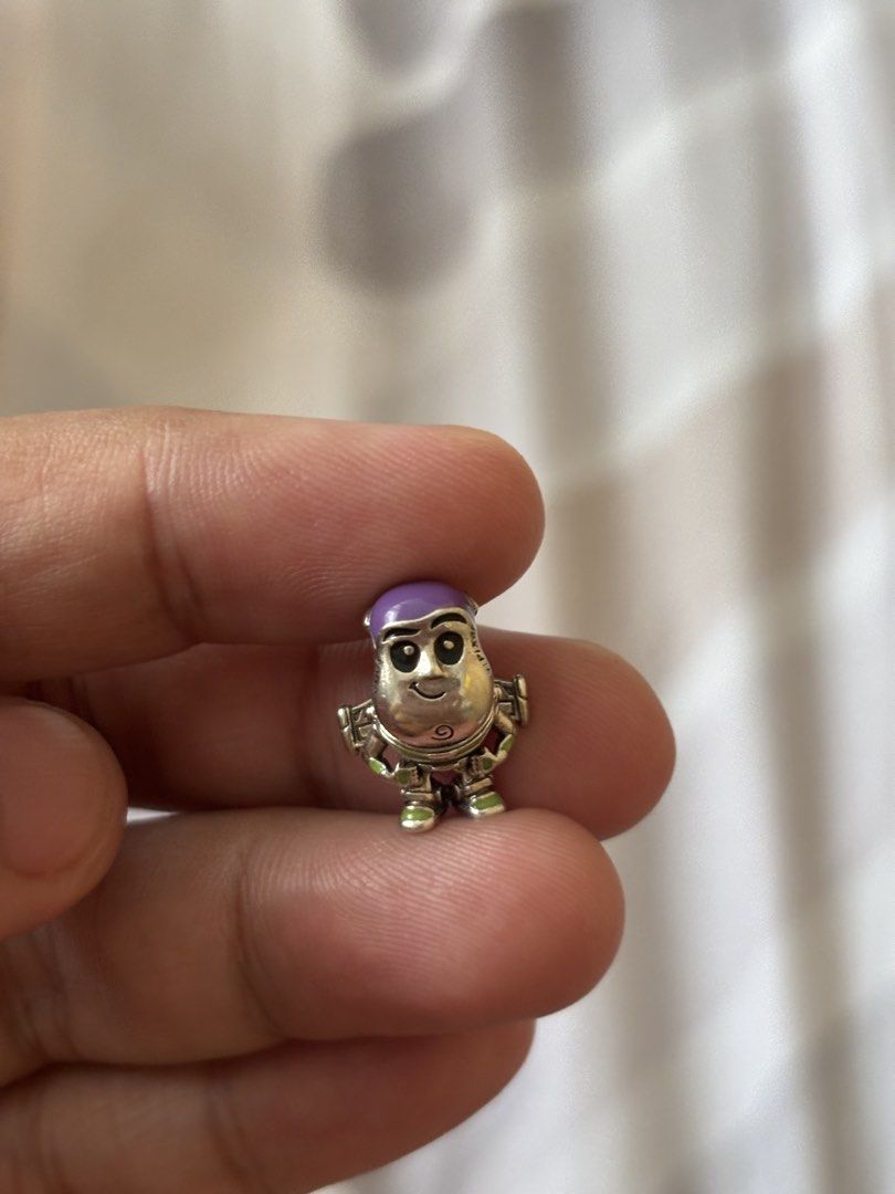 Pandora Buzz Light Year (Category: Charms) located in Quezon City. Submitted by dcaststuffandbeyond (Listing ID 1465813731, Image 3). Description: What you see is what you get. Original Pandora Charm.
