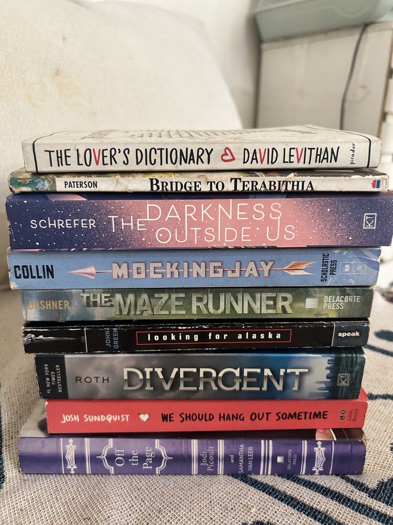 Paperback Books Bundle (9 Books) (Category: Storybooks) located in Manila. Submitted by quinfeisty (Listing ID 1465770859, Image 1). Description: - Bundle of 9 popular paperbacks - Includes: The Lover's Dictionary, Bridge to Terabithia, Mockingjay, The Maze Runner, Looking for Alaska, Divergent, We Should Hang Out Sometime, The Darkness Outside Us, and Off the Page RFS: moving out / decluttering.
