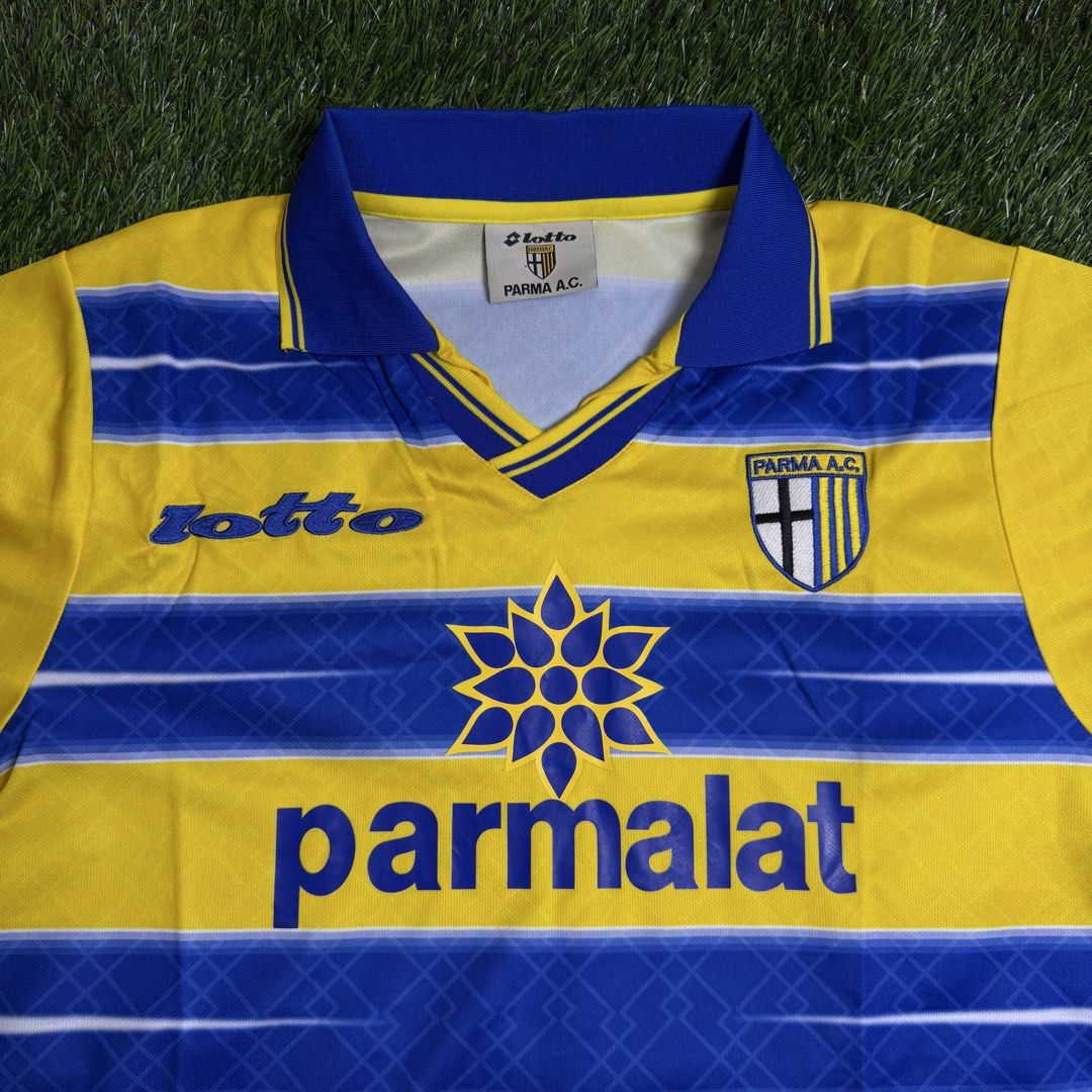 Parma 1998–99 Home Jersey (Category: Activewear) located in Cagayan de Oro. Submitted by rafirubsarchive.9425 (Listing ID 1465892014, Image 3). Description: Parma 1998–99 Home Jersey (In Inches) Size: Large - XL Width: 22 Length: 28 Issue(s): Needs Wash/No Washtag.