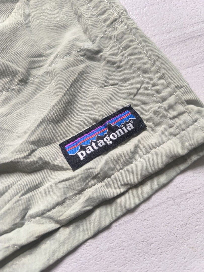 Patagonia Baggies Shorts"Long" (Category: Shorts) located in Talisay. Submitted by jppppppppp (Listing ID 1465857819, Image 2). Description: Patagonia Baggies Shorts "Long" Tagged as XL Actual Dimensions W 36-38 (Garterized) L 18.3 Excellent Condition 8️⃣9️⃣0️⃣+SF 09472849954.