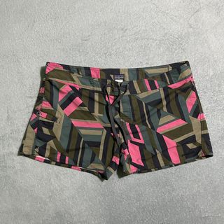 (Category: ) located in . Submitted by bakatzy_secondhand_garments (Listing ID 1465887060, Image 1). Description: .