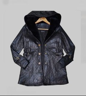 (Category: ) located in . Submitted by modishthriftstore (Listing ID 1463955343, Image 1). Description: .