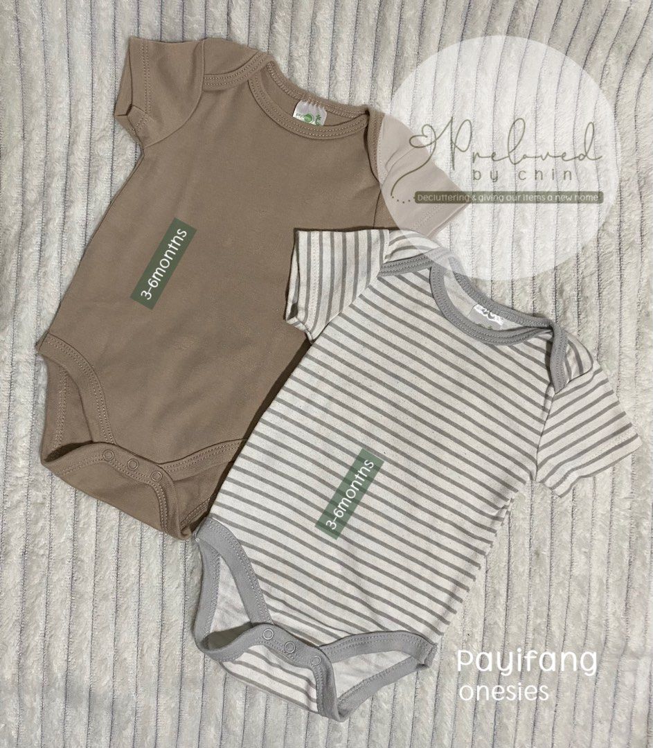 Payifang Onesies Set (3-6 Months) (Category: Babies & Kids Fashion) located in Manila. Submitted by prelovedbychin. (Listing ID 1465813291, Image 1). Description: PRELOVED ITEMS FOR SALE * Used but not abused * All items are well-kept and in good condition * Honest description & actual photos * Decluttering & giving our items a new home 🏡 📌Please manage expectations-these are preloved items. No return/refund after purchase. Feel free to message