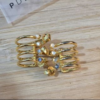 （分類：）位於 。 由 et0626 提交（商品編號 1465885297，圖片 1）。簡介： 。