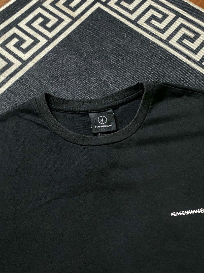 PEACEMINUSONE (2PCS) (Category: Tshirts & Polo Shirts ) located in Quezon City. Submitted by jcrafty.co (Listing ID 1465881074, Image 3). Description: FOR SALE PEACEMINUSONE X FRAGMENT 2PCS ONE IS MISSING LACE SA NECKTAG 28X26 SAME DIMES 2000 AS PACK NOVALICHES QC AREA.
