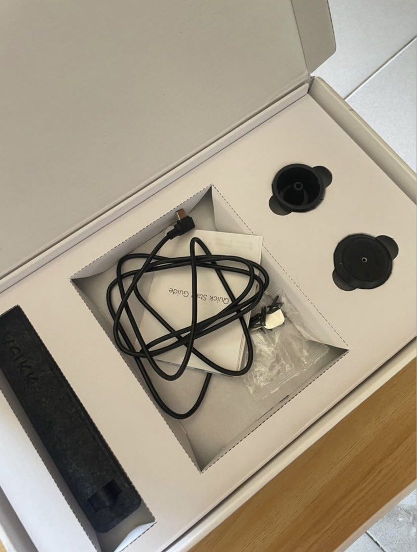 Pen Tablet (Category: Other Accessories) located in Manila. Submitted by jamierodil01490 (Listing ID 1465912176, Image 3). Description: - twice lang nagamit - conplete with box - can ship anywhere, or meet up within metro manila - price is still negotiable .
