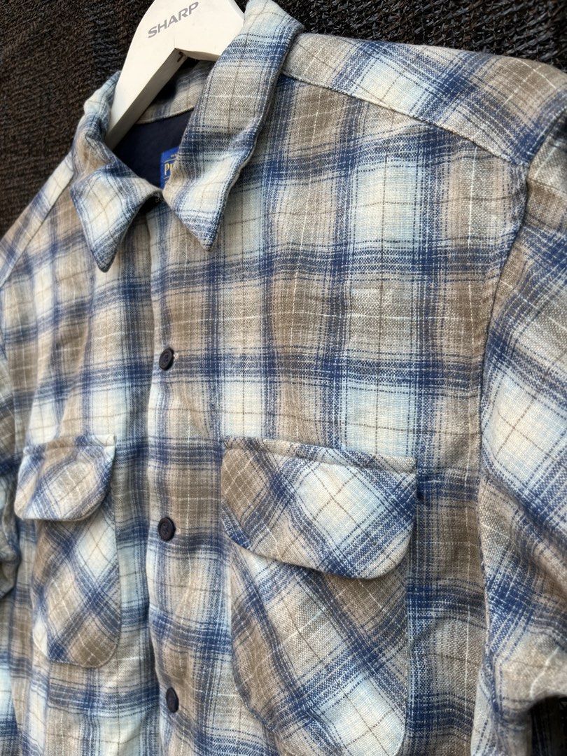 Pendleton Board shirt (Category: Tshirts & Polo Shirts ) located in Sindangan. Submitted by boldgem_c9298e (Listing ID 1465762337, Image 2). Description: Pendleton wool board shirt Excellent condition M on tag Japan size 23x26 dimensions No issue 10/10 colorate Location Mindanao Fb acc: Edong Thriftees .