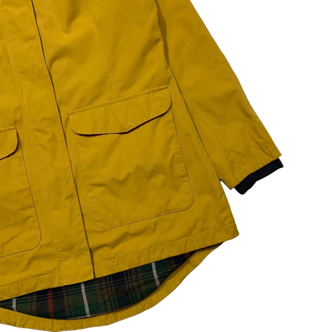 Pendleton Plaid Lined Parka Jacket (Category: Coats, Jackets and Outerwear) located in Baguio. Submitted by thesecretshop_ph (Listing ID 1465785808, Image 3). Description: Size: Medium Lenght: 30” Width: 20” Issue: -.