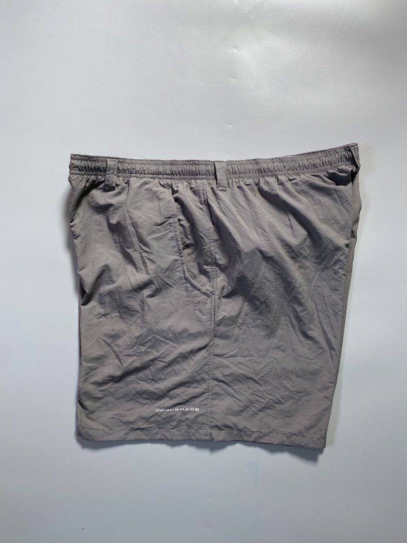 PFG Columbia (Category: Shorts) located in Manila. Submitted by r4y.garm3nts (Listing ID 1465763024, Image 2). Description: Waist 34-42 Length 20.