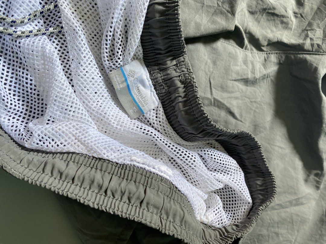 PFG Columbia (Category: Shorts) located in Manila. Submitted by r4y.garm3nts (Listing ID 1465763024, Image 3). Description: Waist 34-42 Length 20.