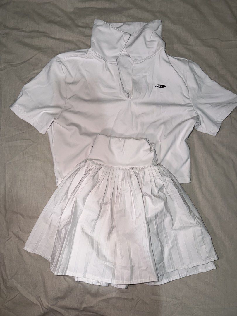 Pickleball Outfit (Category: Sets or Coordinates) located in Angeles City. Submitted by cocomademedo8 (Listing ID 1465904112, Image 2). Description: Size: L Used skirt only. Top is crop top. Can be used for pickleball or golf. Actual photo posted Rfs: Don’t fit anymore Can deliver around Angeles City Pampanga.