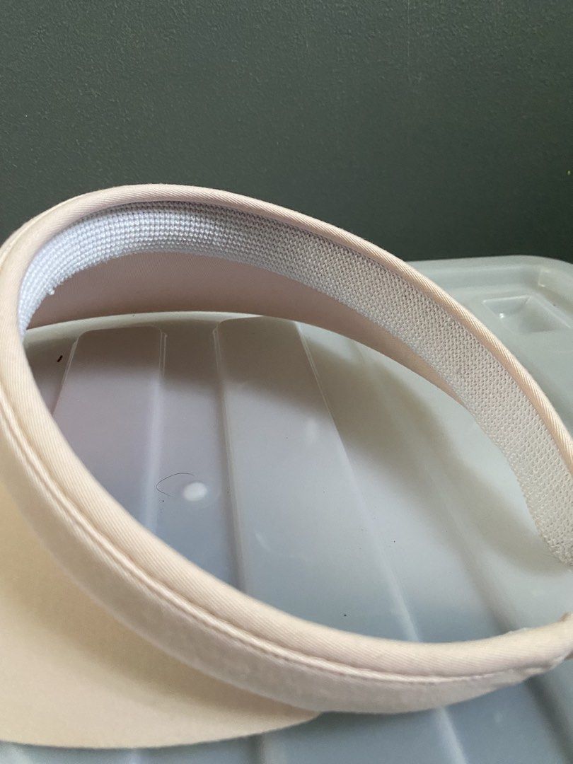 Pierre Cardin Ladies golf cap (Category: Golf) located in Caloocan City. Submitted by the_good_item05 (Listing ID 1465809636, Image 2). Description: fresh from store neverbeen used ladies golf cap 950 only.